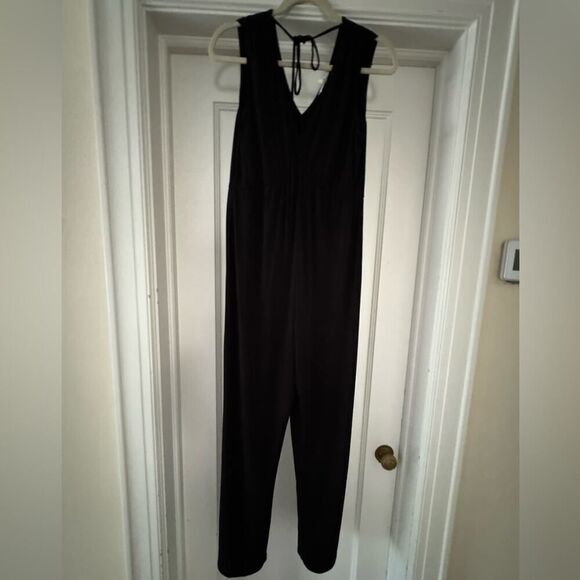 BCBGeneration black sleeveless one piece flowy wide leg jumpsuit XS - Picture 1 of 16